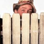Earl Hindman: Der Mann hinter dem Zaun in „Hör mal, wer da hämmert“